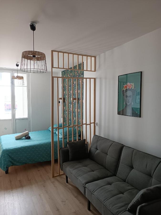 Les Benedictins Apartment *